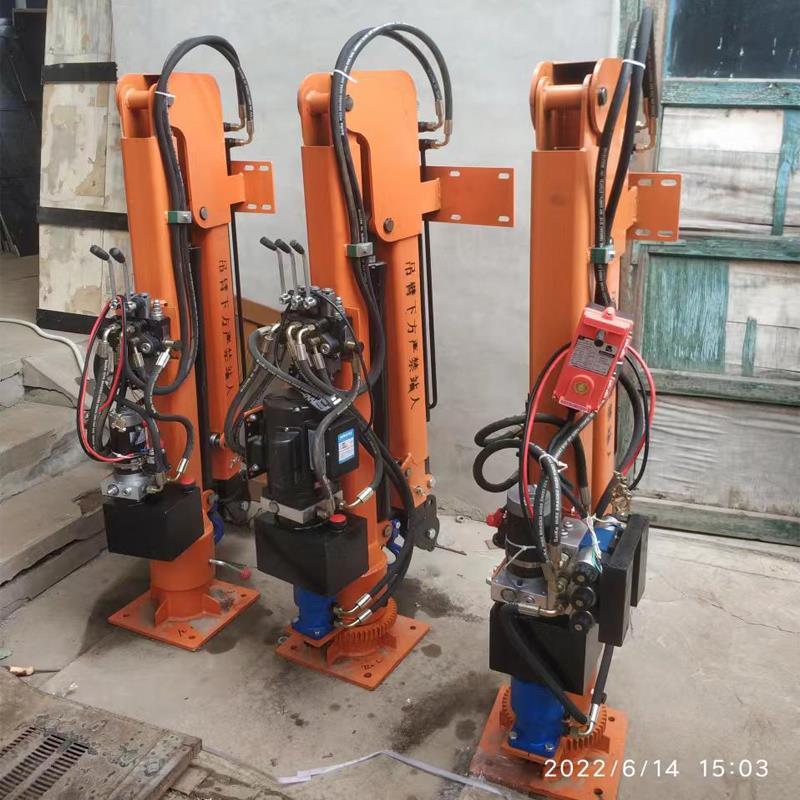 中埔乡重汽蓝牌随车吊 3.2吨 国六动力强 液压驱动 农用自卸起重机